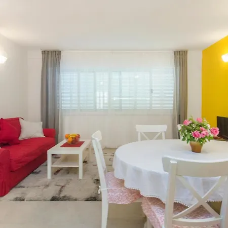 Apartment Burica