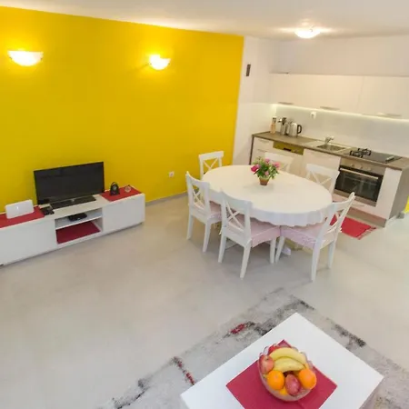 Apartment Burica Primosten