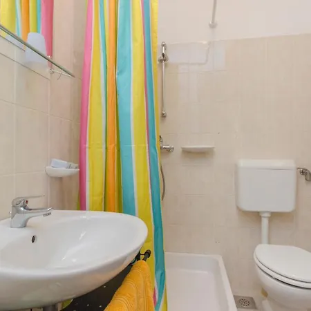 Apartment Burica *